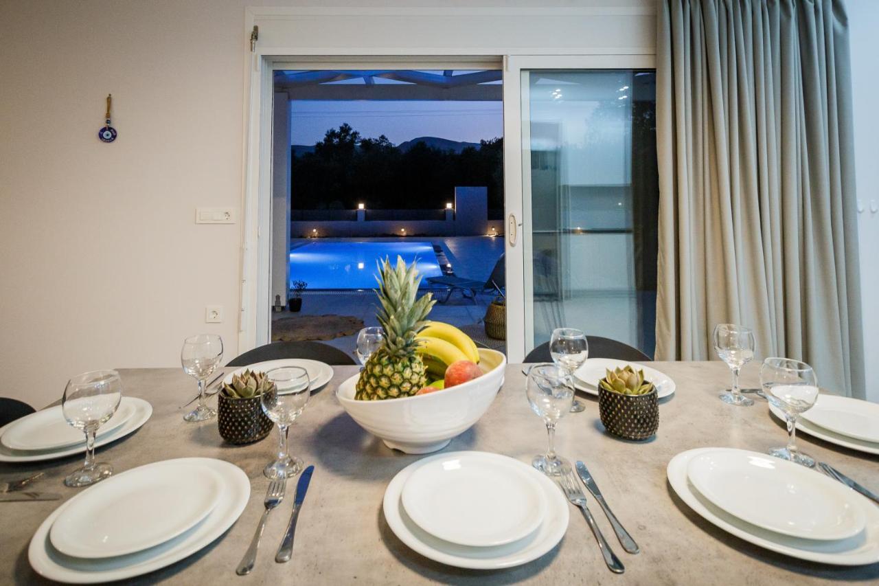 Villa Boviana With Private Swimming Pool Agios Sostis  Exterior photo